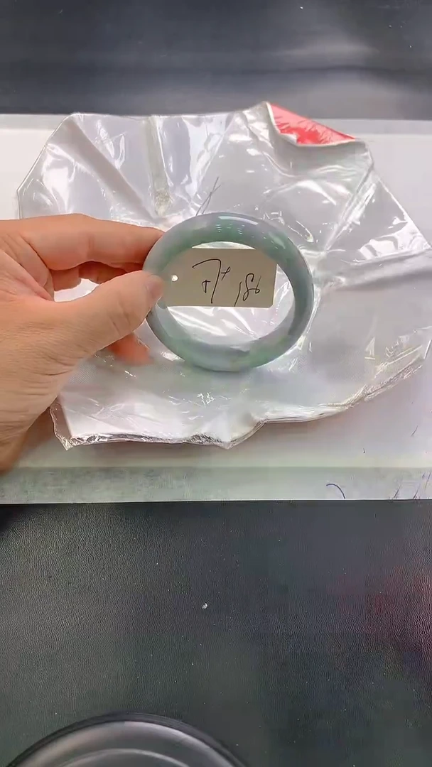 未镶嵌手镯翡翠180