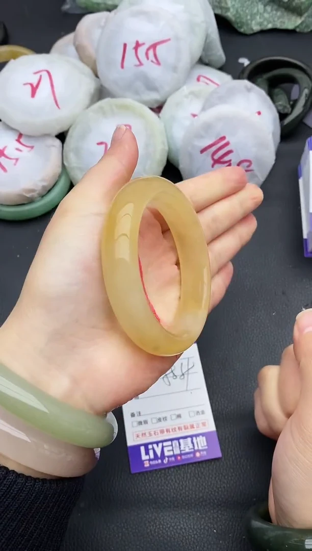 未镶嵌手镯石英质玉7+58/59