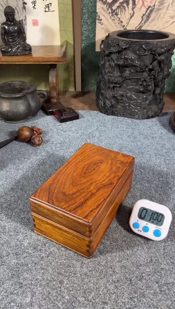 贡木老五旧藏  木盒