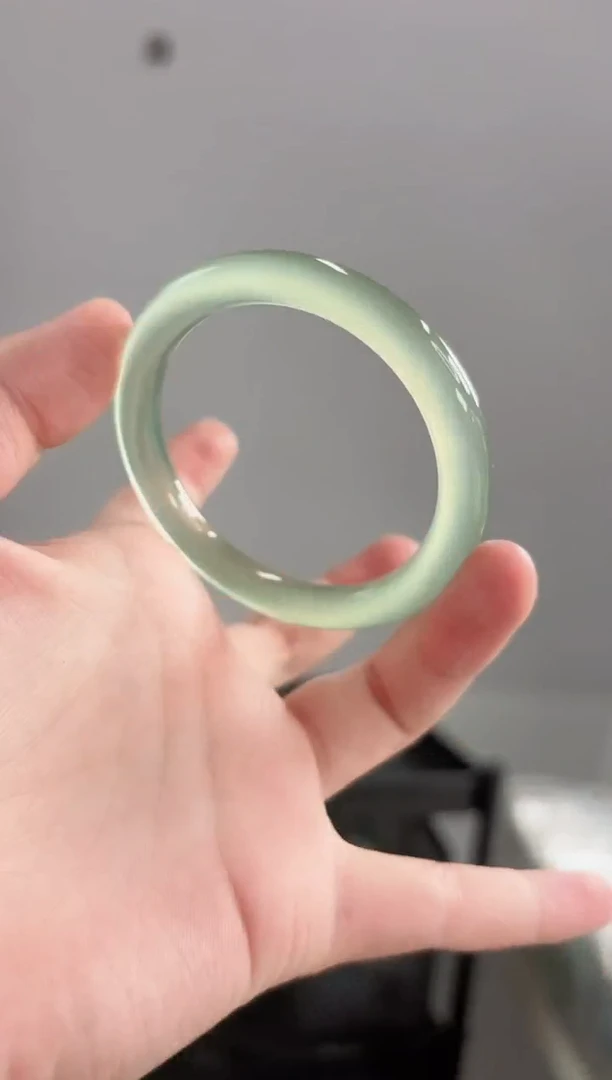 玛瑙/玉髓手镯未镶嵌57圈