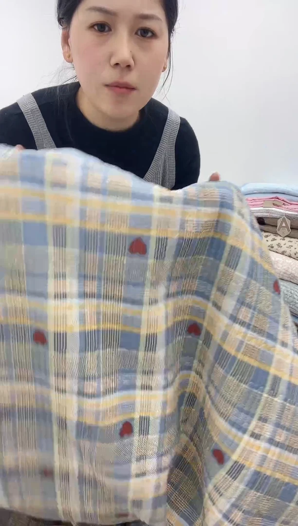 水洗棉蓝色格子红爱心200*230