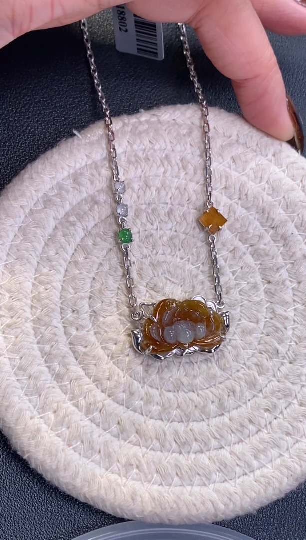 颈饰银S925镶嵌翡翠净货19234