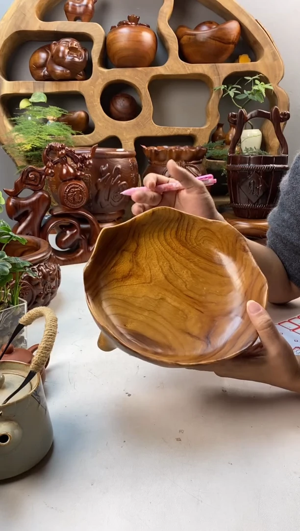 香樟木A20三足荷叶果盆/尺寸22*23*9