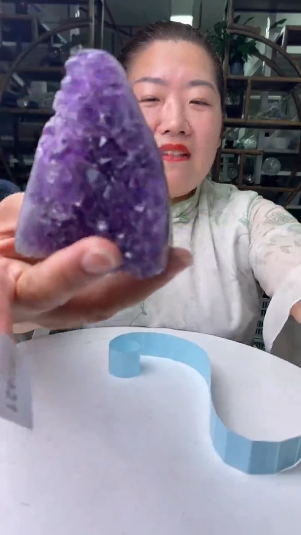 水晶珠宝半成品未镶嵌紫晶洞D621