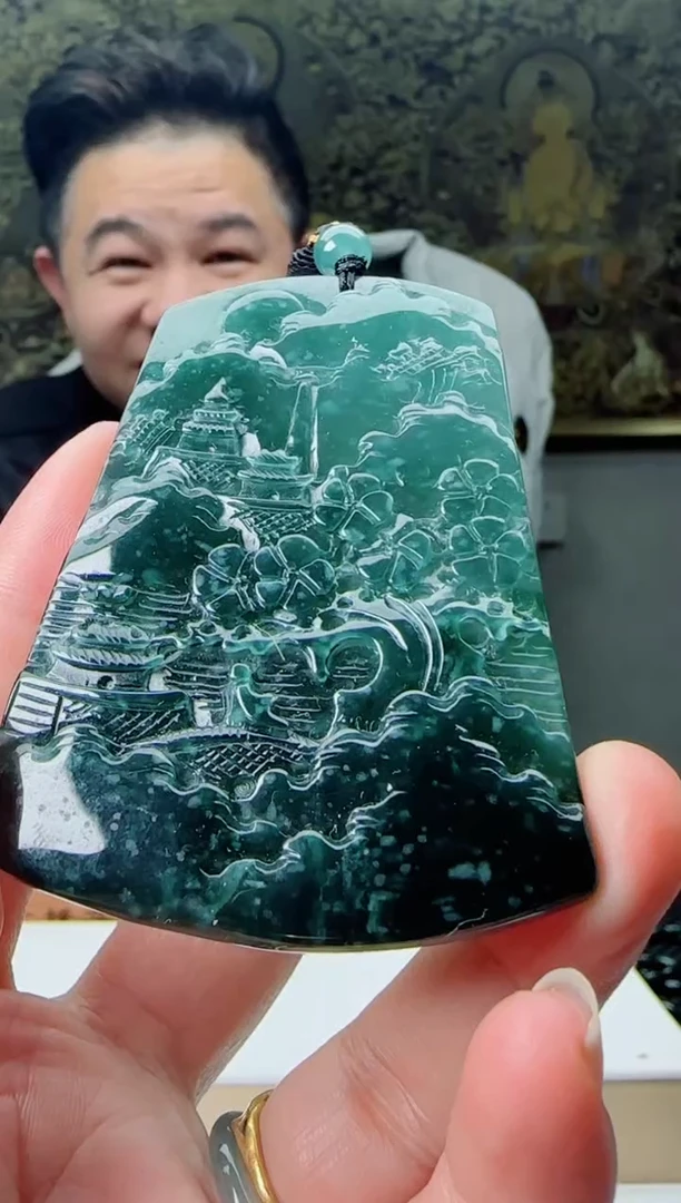 【闪购商品】翡翠颈饰未镶嵌1111111111