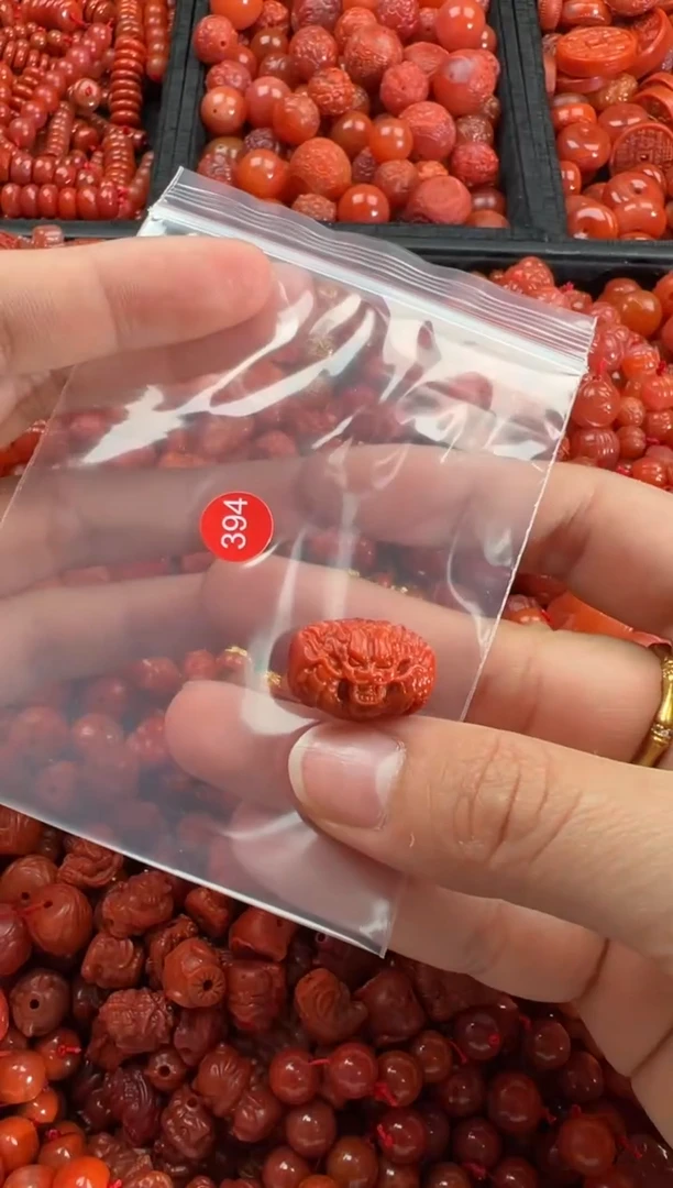 【闪购商品】南红玛瑙颈饰未镶嵌1