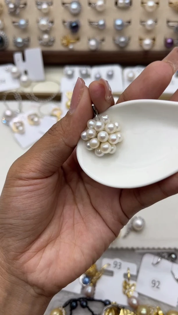 【闪购商品】淡水珍珠耳饰合金0.0