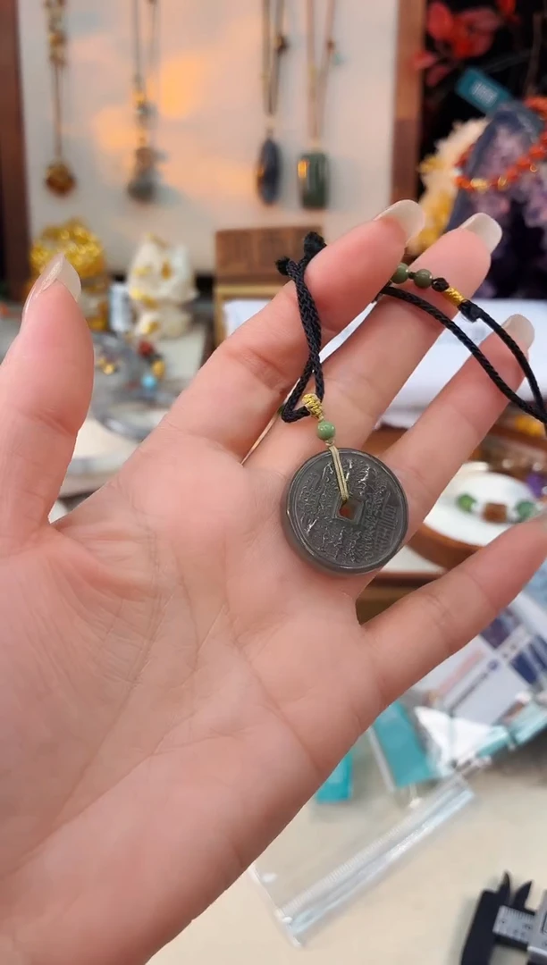 未镶嵌和田玉吊坠@@B921D019302