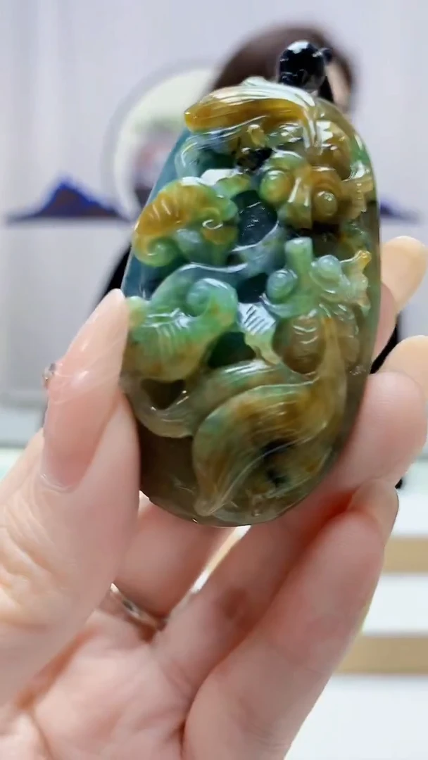 未镶嵌定制翡翠4829DD-毛货挂件120