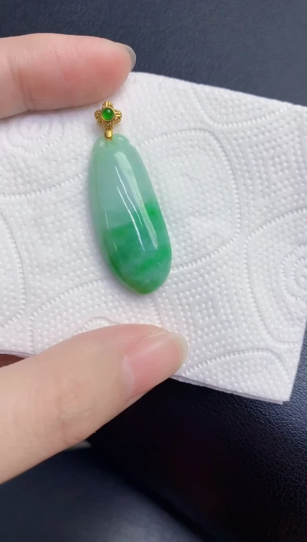 颈饰未镶嵌翡翠天然翡翠缅甸A货