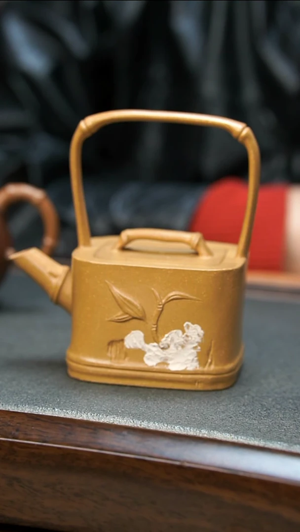【闪购商品】紫砂茶壶黄金段提梁壶