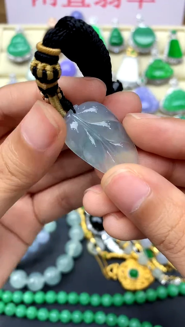 翡翠未镶嵌颈饰23-中国好珍宝
