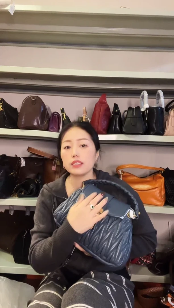 牛皮（革）高端订制时尚百搭女士手提斜跨包