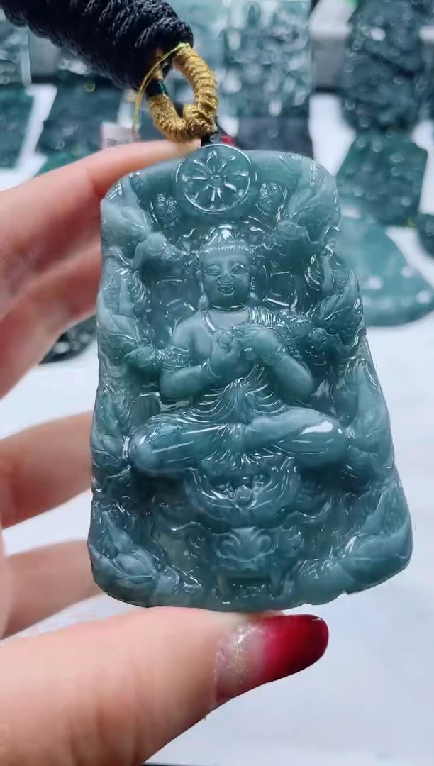 【闪购商品】翡翠颈饰未镶嵌