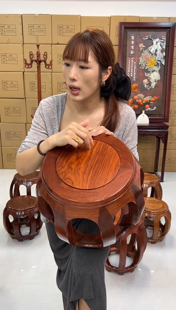花梨木类坐具亚花梨 花梨色四张小号鼓凳