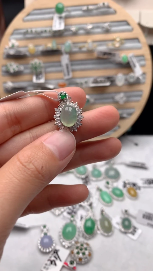 【闪购商品】翡翠吊坠(不含链)银S925镶嵌3还