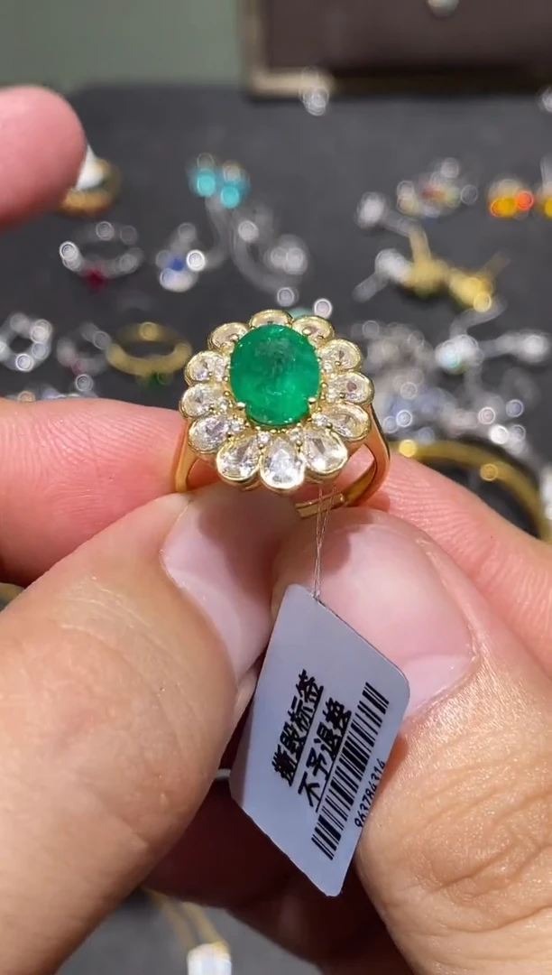 银S925镶嵌戒指祖母绿戒指