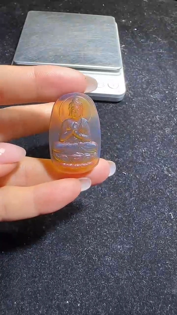 未镶嵌颈饰琥珀45987856