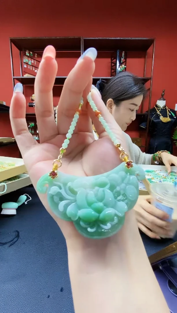 颈饰未镶嵌翡翠翡翠吊坠