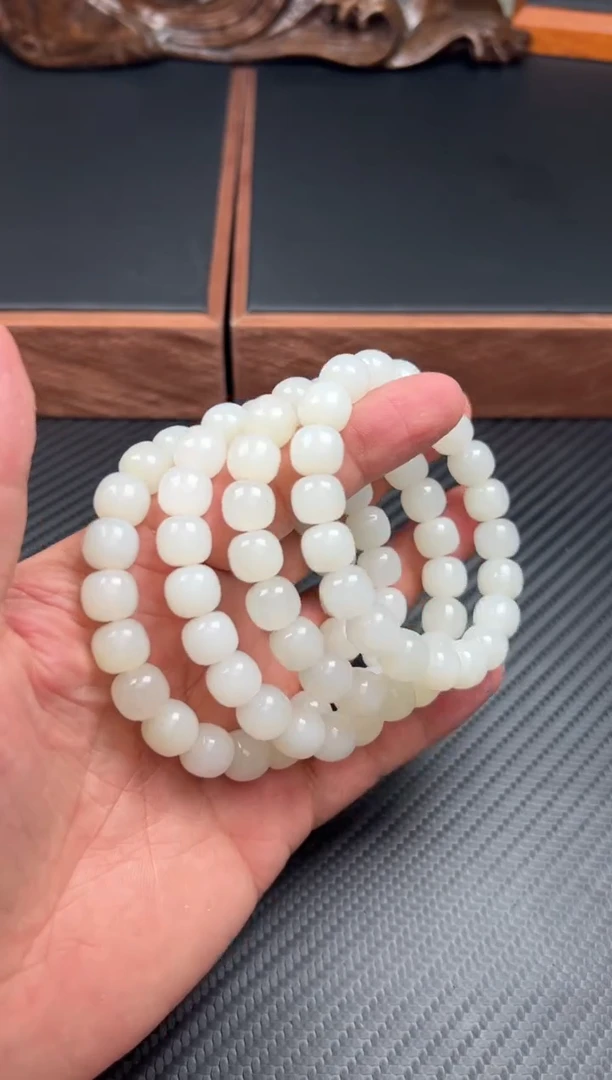 手串未镶嵌和田玉黑山微色差卡10老型J多样性发货拍一发一