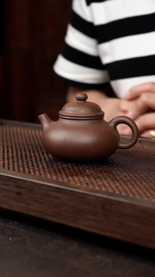 茶壶紫砂紫泥容天