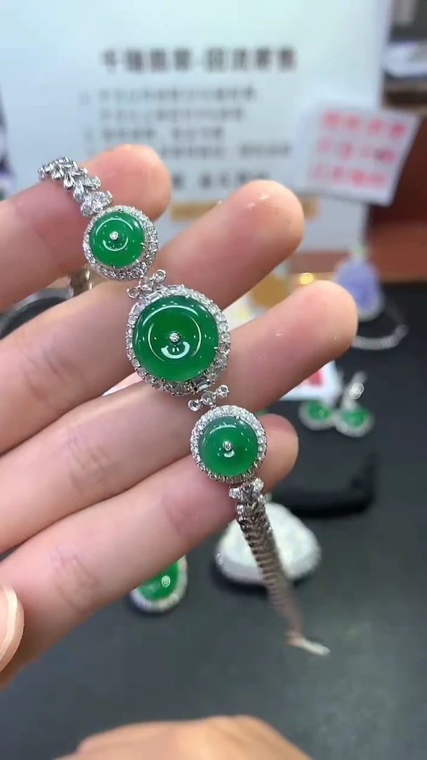 【闪购商品】翡翠手链18K金镶嵌手链回流不退不换|18800+0