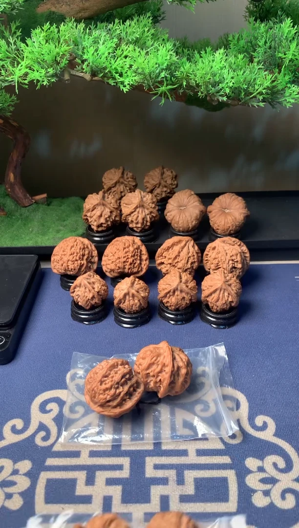 【闪购商品】文玩核桃吊坠42苹果园