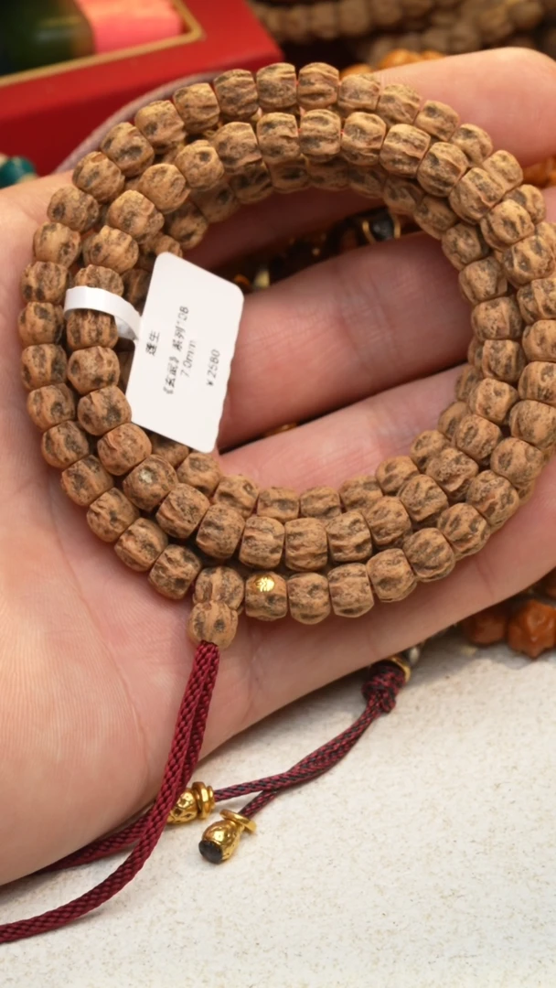 柏香籽/百香籽手串玄武系列金标款7mm