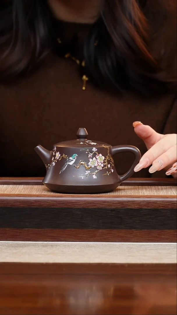 紫泥点彩柱础200cc宜兴手工紫砂壶