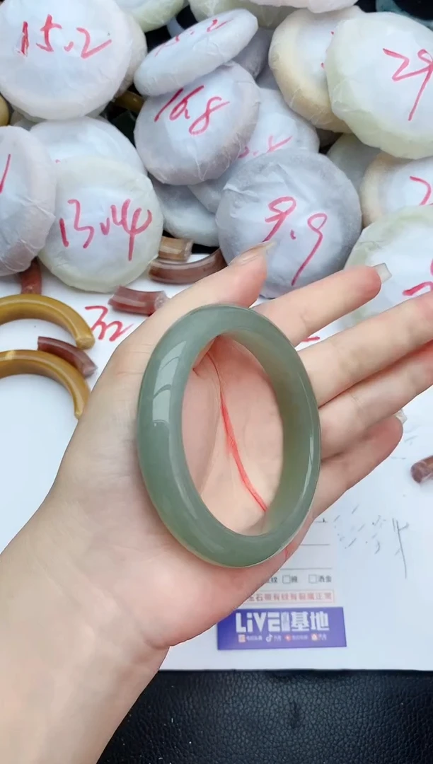 石英质玉手镯未镶嵌224+57/58/59 58.5