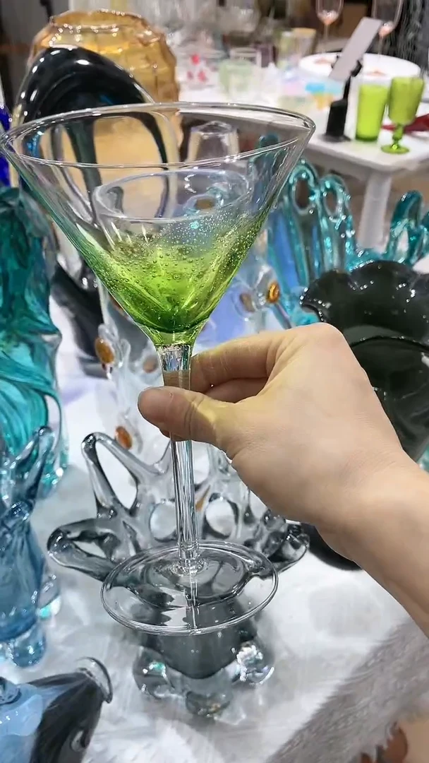 【闪购商品】水晶玻璃1只原色绿色底气泡鸡尾酒杯