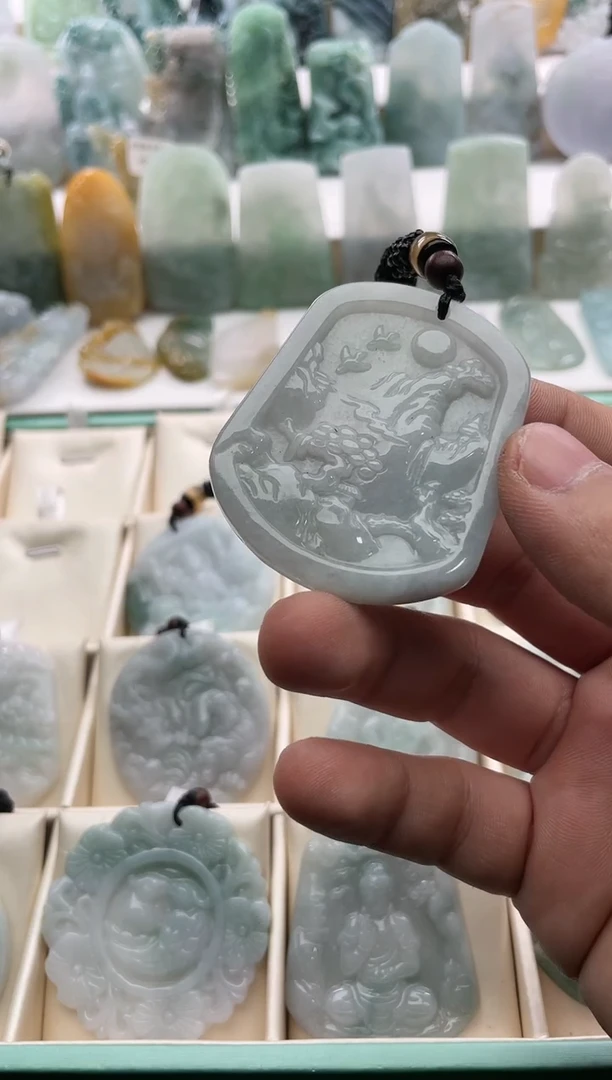 【闪购商品】翡翠颈饰未镶嵌..../1/22/ 32