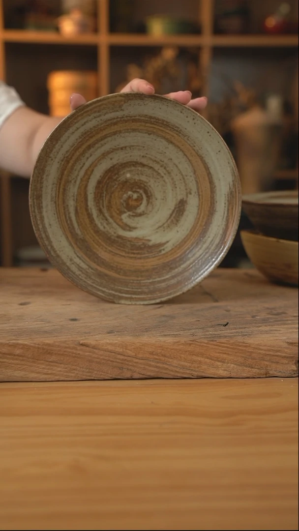 岁月风情的9英寸草帽盘