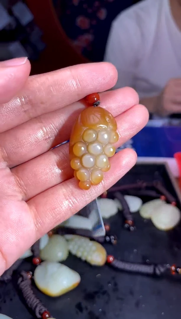 和田玉未镶嵌挂件1