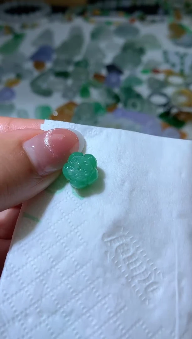 未镶嵌定制翡翠毛货