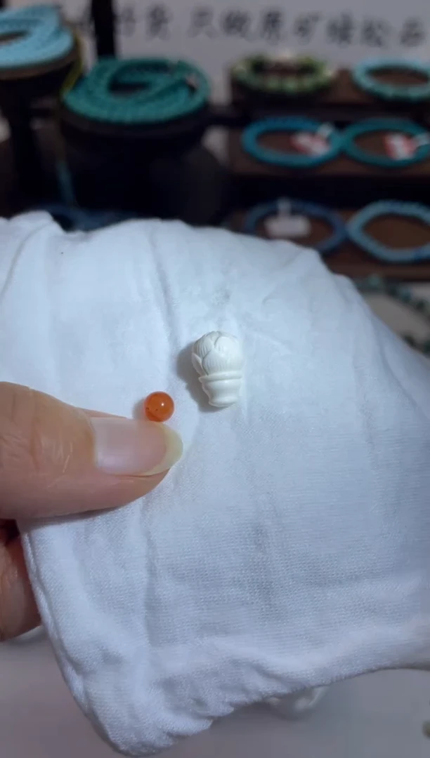 未镶嵌南红玛瑙珠宝奇石20