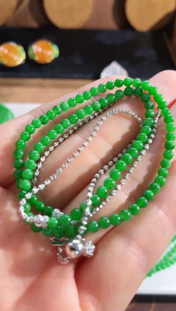 翡翠18K金镶嵌颈饰珠串
