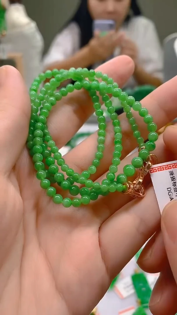 翡翠未镶嵌颈饰天然翡翠A货，支持复检