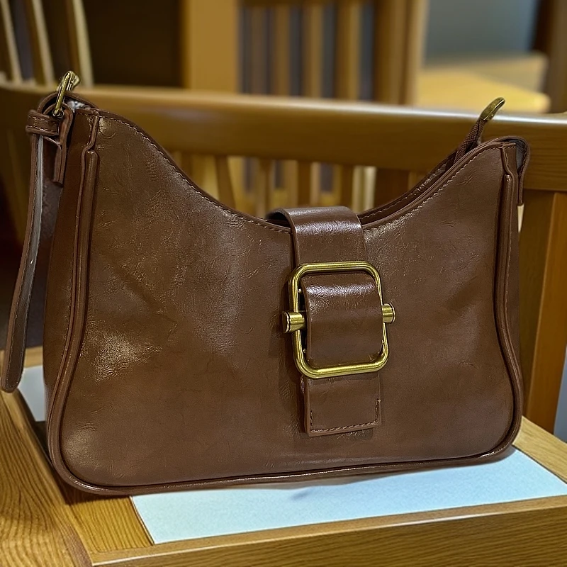 2025年咖啡色手提包时尚百搭女士复古棕色腋下单肩肩包时尚百搭