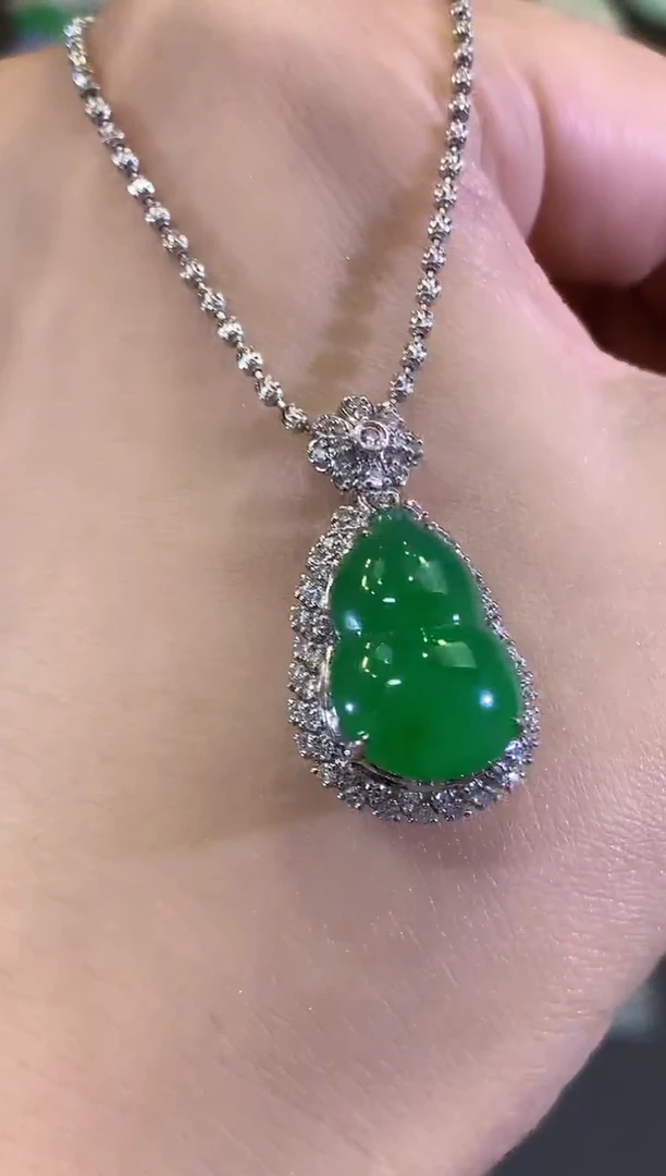 吊坠(不含链)18K金镶嵌翡翠C126