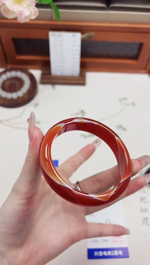 石英质玉手镯未镶嵌122-玛瑙-圈口58