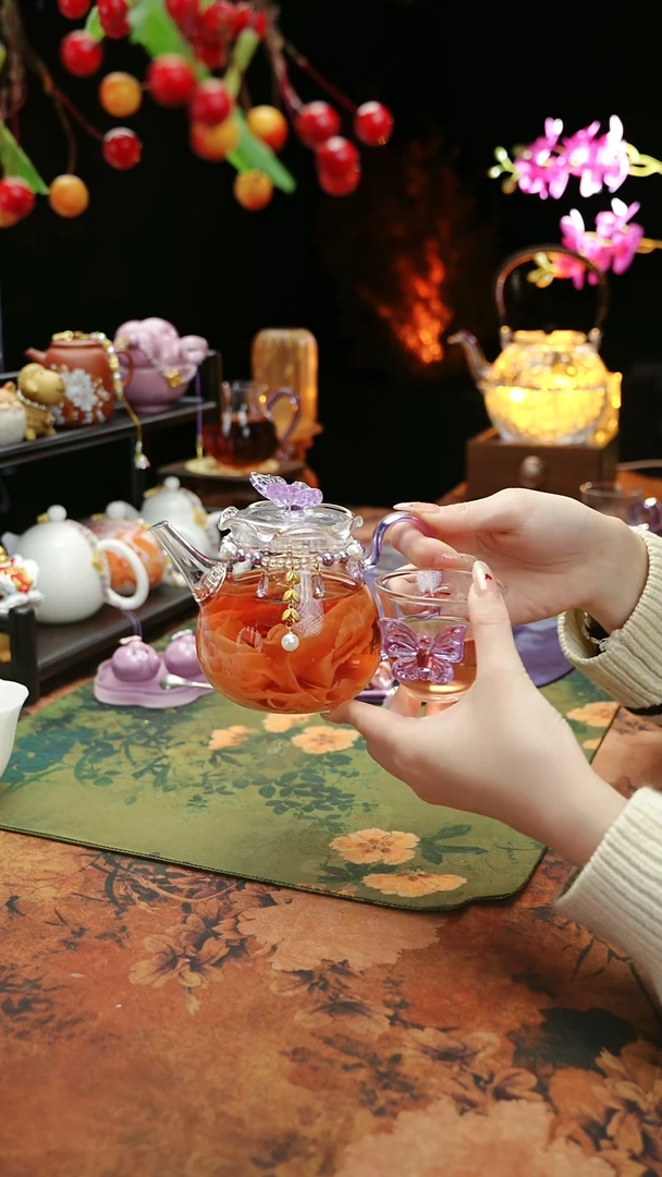 【闪购商品】紫色铃兰花茶壶+链子+杯子