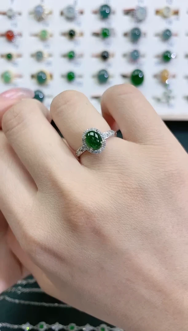 翡翠戒指银S925镶嵌天然翡翠