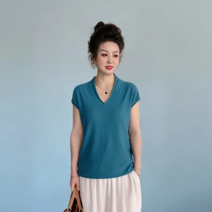 夏季凉爽短袖时尚洋气显瘦V领休闲百搭大码女装舒适透气吸汗针织