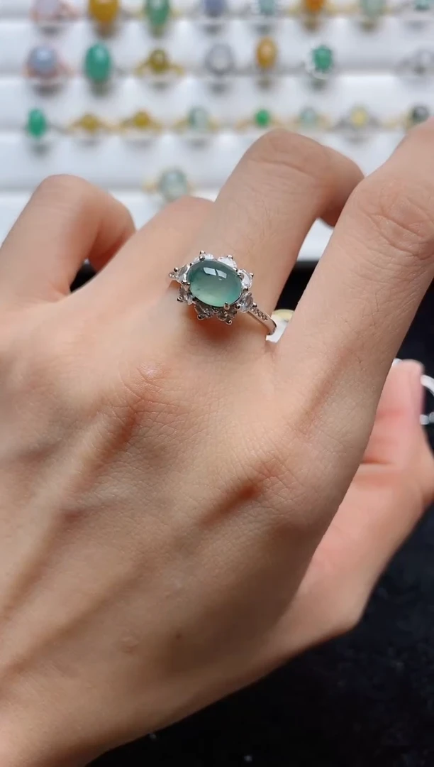 翡翠戒指银S925镶嵌......