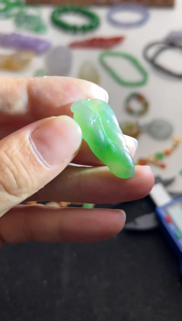 定制翡翠未镶嵌绿树叶6500+650-lhp120