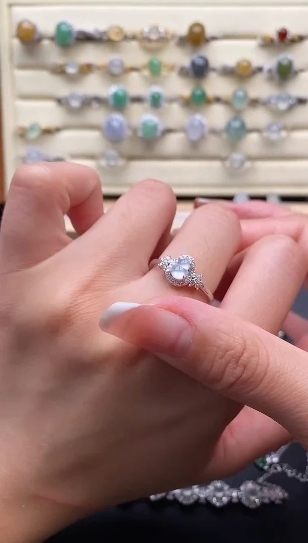 银S925镶嵌戒指翡翠333333+4