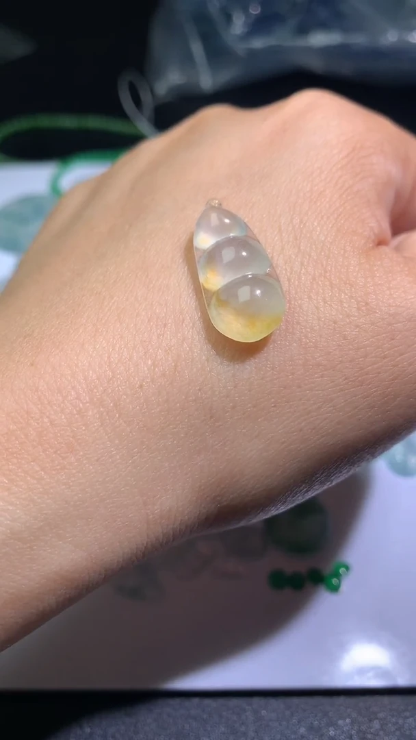 未镶嵌定制翡翠毛货