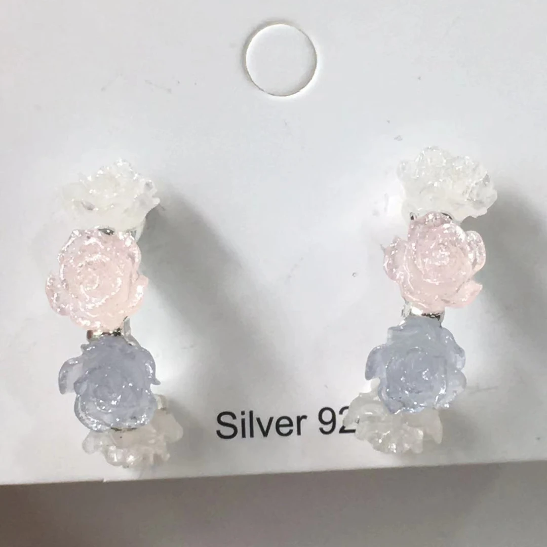 铜合金耳饰 【32】新款C形精致花朵耳钉百搭简约小众设计耳饰