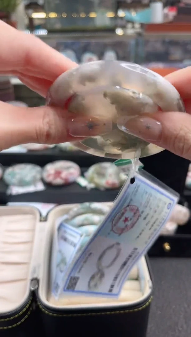未镶嵌手镯石英质玉尘*丷圈口（赠品镯心）